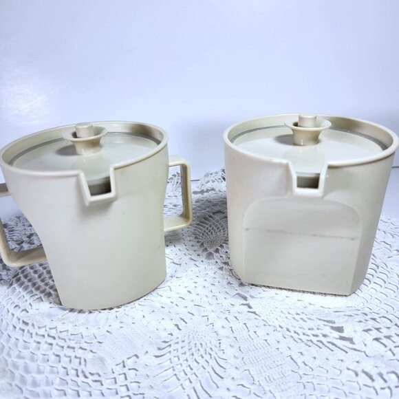 Tupperware Lot Cream Sugar Scoops Egg Seperator Measuring Mates Cups Vintage - Picture 11 of 13